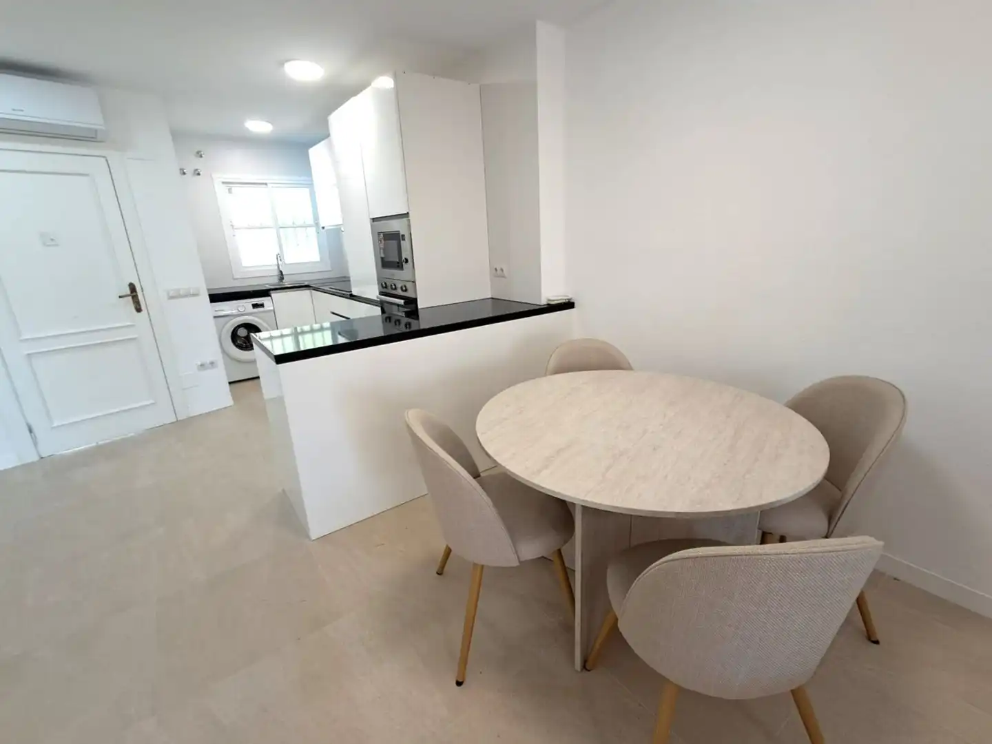Appartement compact avec piscine à vendre à Albatros 16, imagen 5
