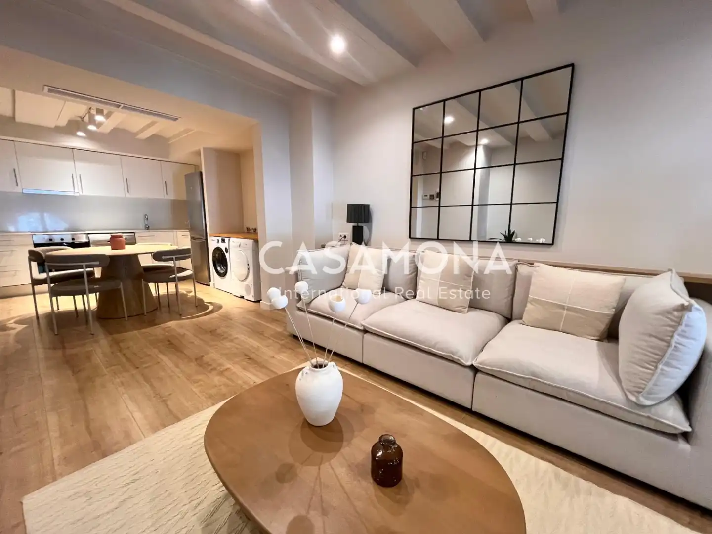 Sala d'estar de Apartament en venda en Barcelona amb Aire condicionat, Calefacció i Terrassa