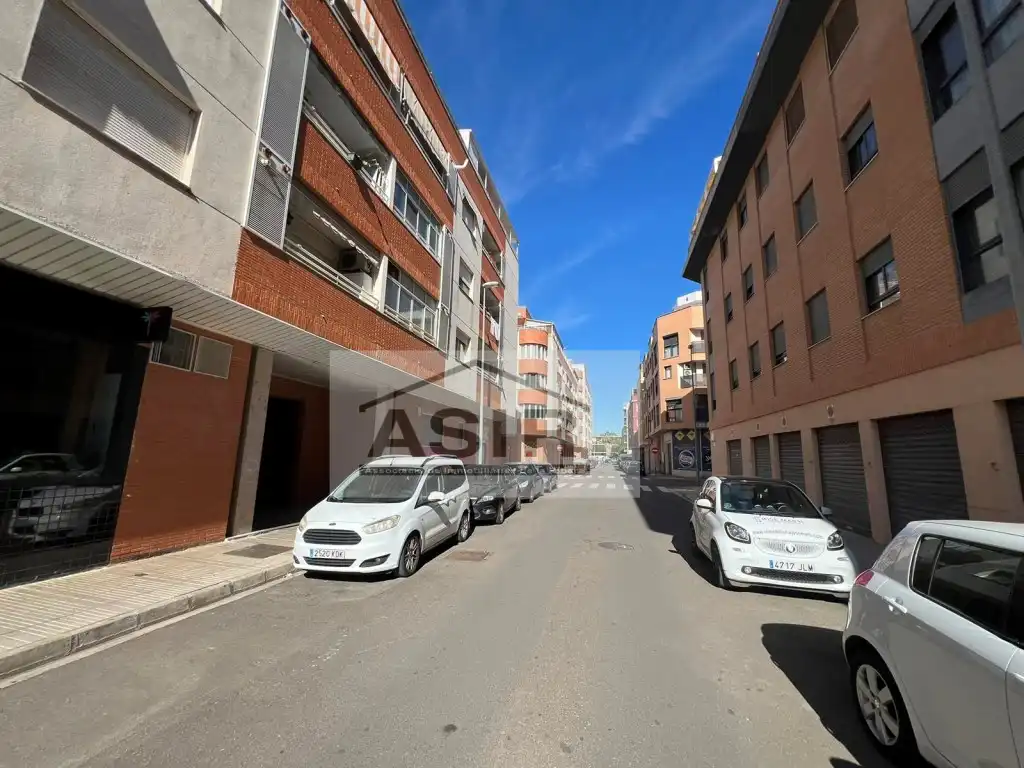 Exterior view of Garage for sale in Alzira