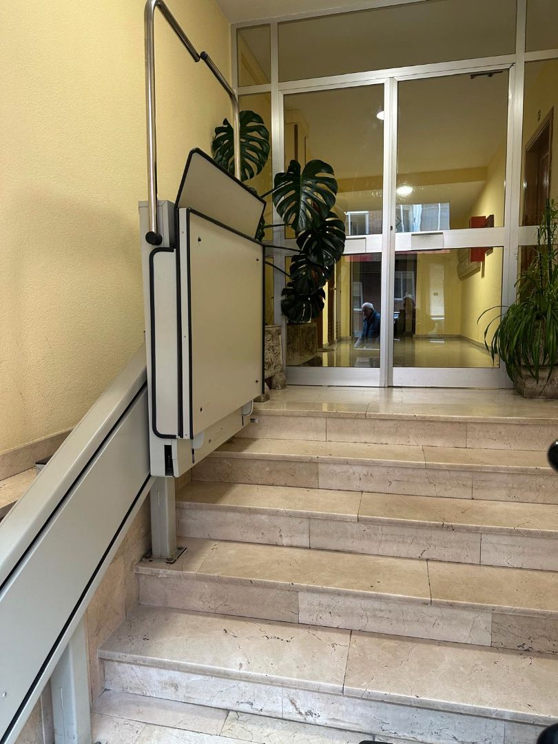 Flat for sale in Benavente  with Furnished