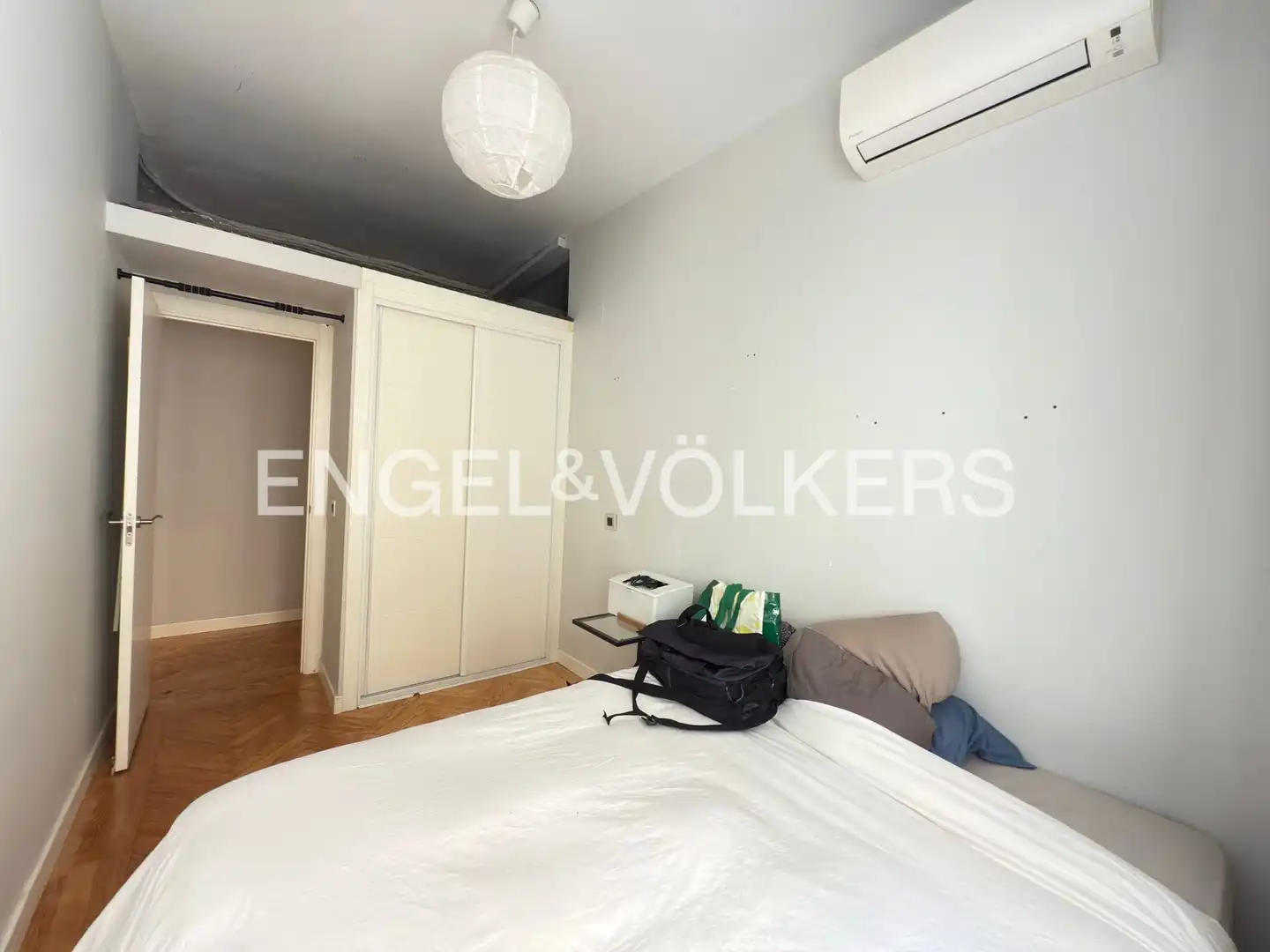 Habitación de Piso de alquiler en Madrid con Aire acondicionado, Calefacción y Amueblado