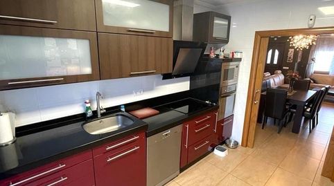 Foto 4 de Casa adosada en venta en Calle Barrio, -1, Sariegos, León