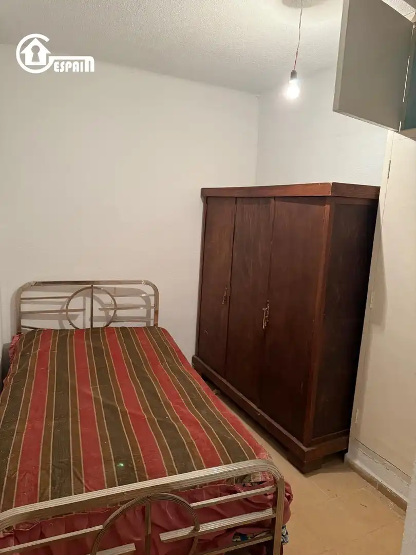 Habitación de Casa o chalet en venta en Burgohondo
