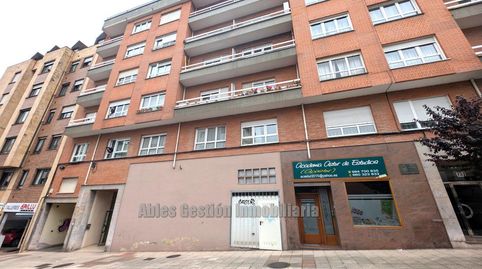 Foto 3 de Piso en venta en Menendez y Pelayo, 21, Ciudad Naranco - Prados de La Fuente, Oviedo