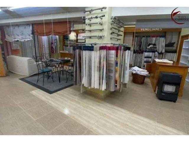 Local comercial en Alquiler en Avenida Valencia en Centro Histórico