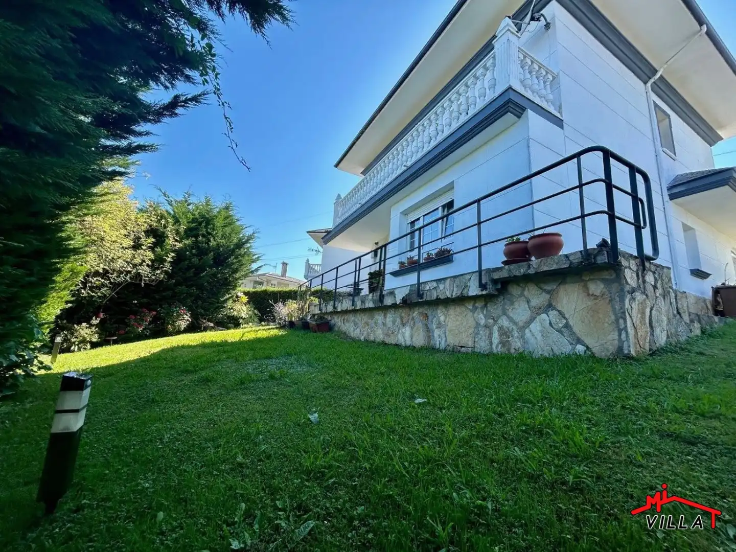 Exterior view of Houses for sale in Bárcena de Cicero  with Heating and Terrace
