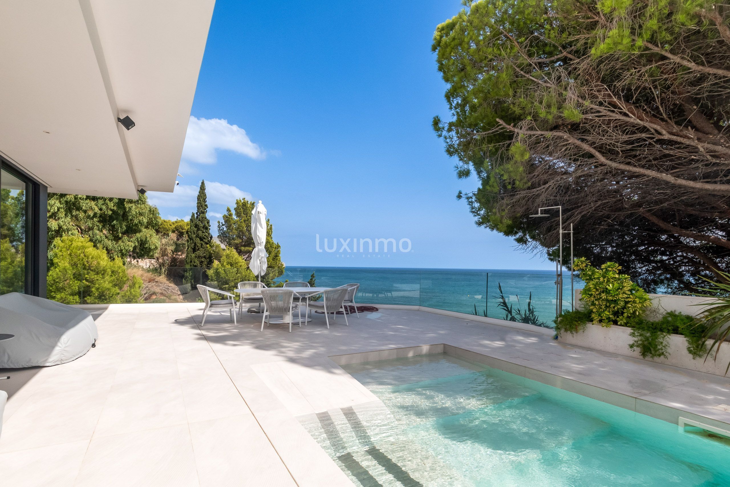 Vista exterior de Casa o xalet en venda en Altea amb Aire condicionat, Calefacció i Terrassa