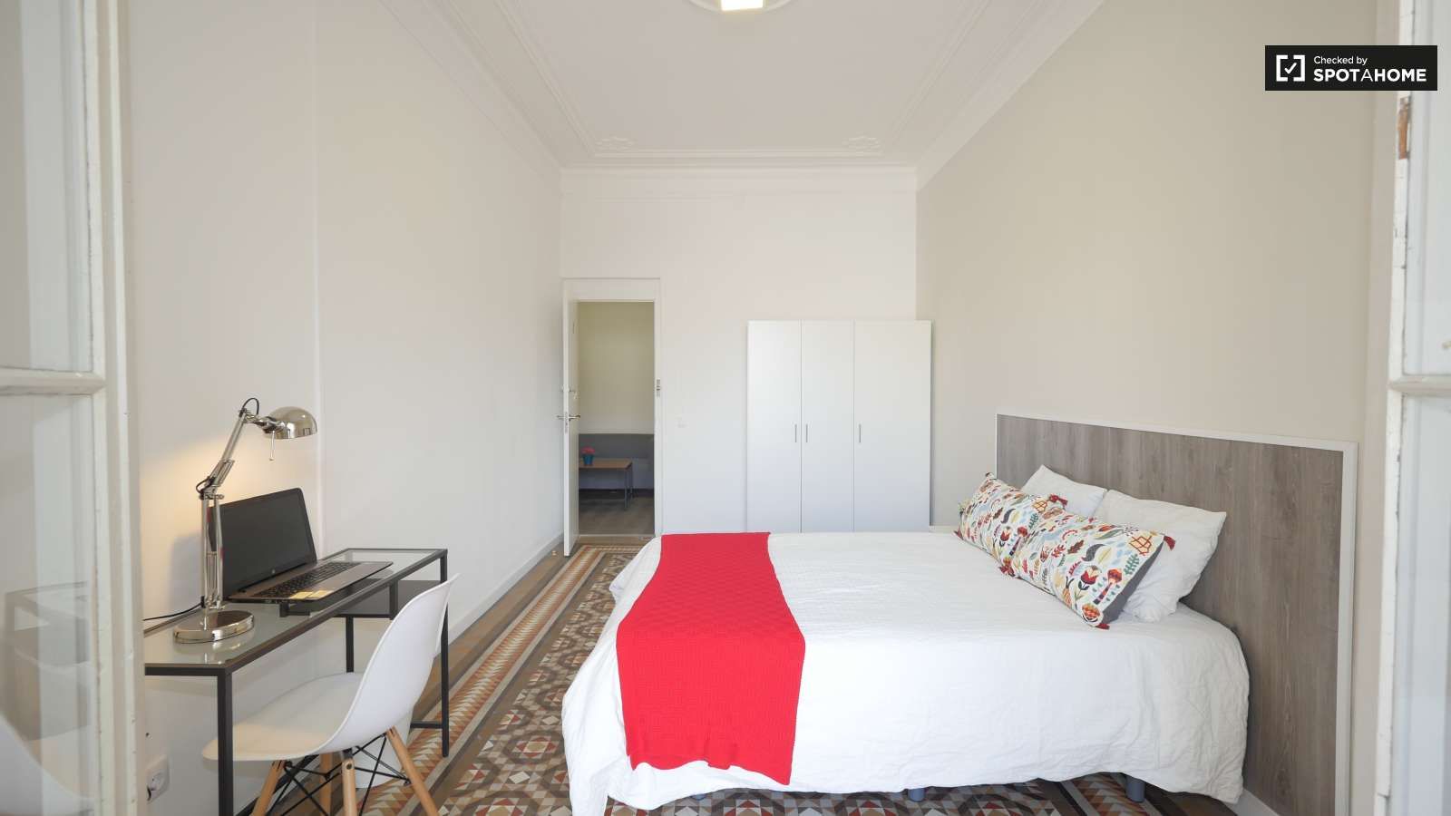 Flat to share in Dreta de l'Eixample