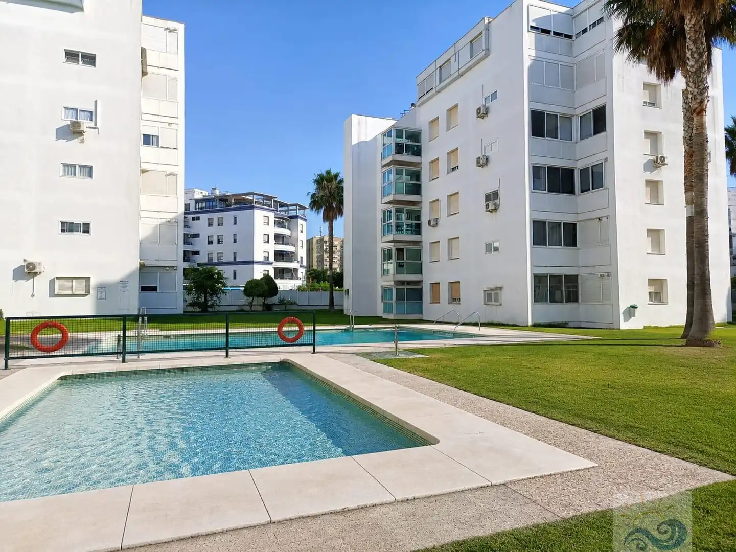 Piscina de Apartamento en venta en El Puerto de Santa María con Terraza y Piscina comunitaria