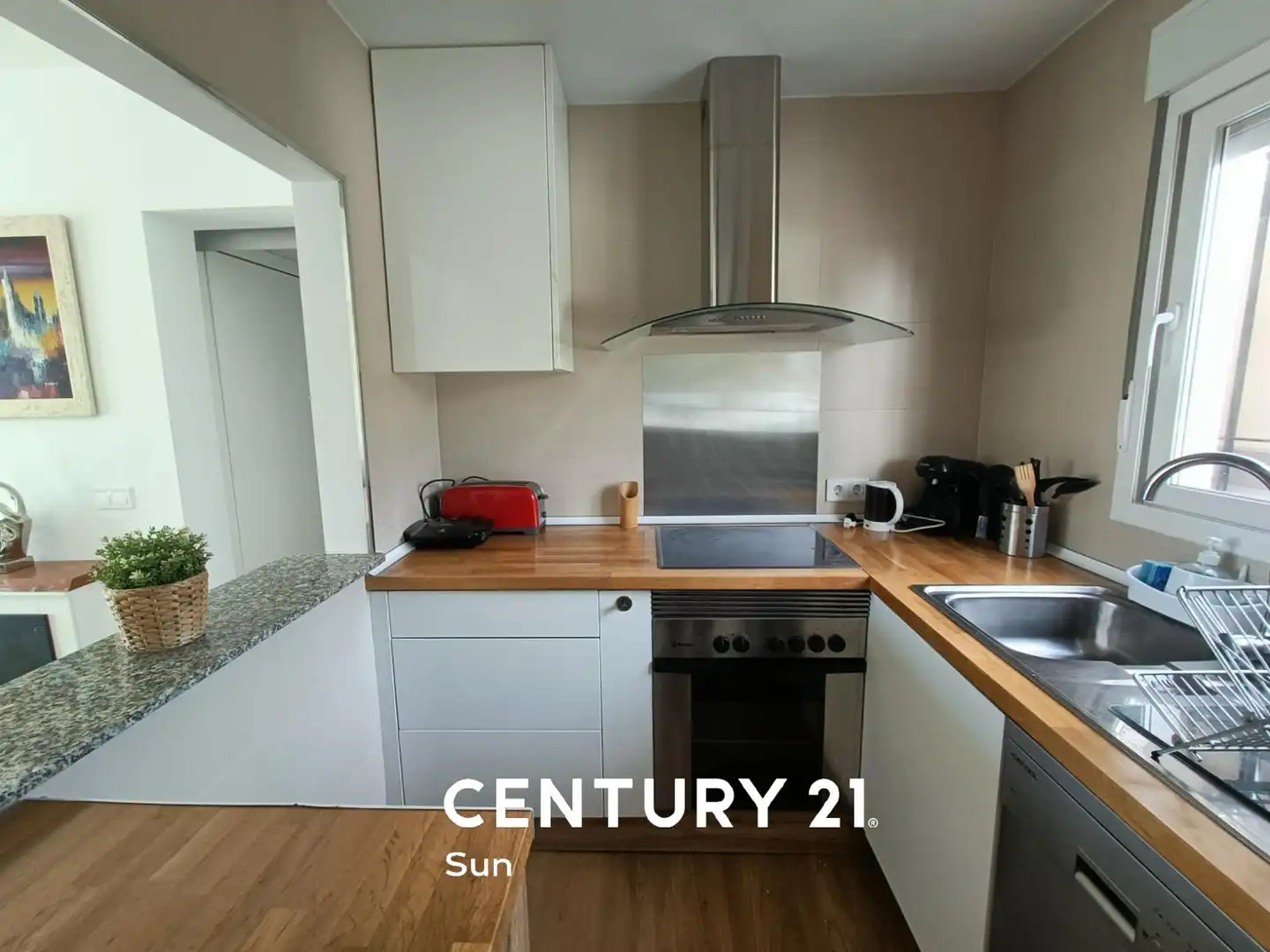 Cocina de Piso de alquiler en Estepona con Terraza, Amueblado y Piscina comunitaria