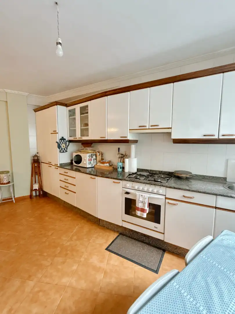 Cocina de Piso en venta en Carballo con Amueblado
