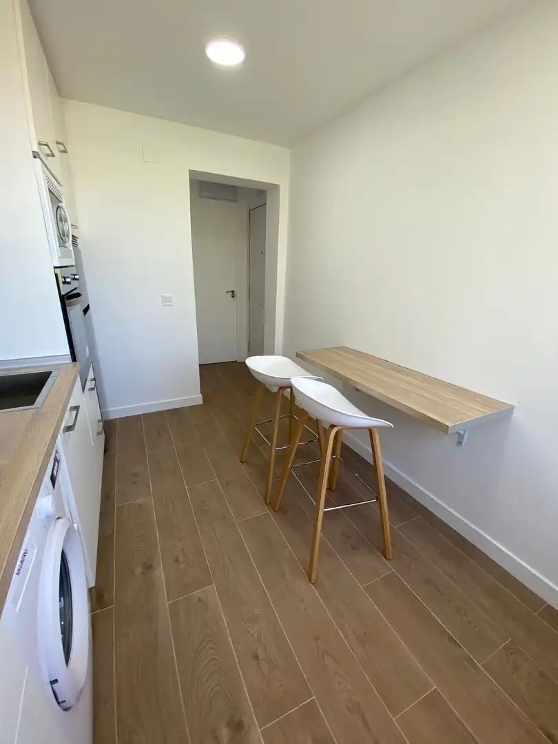Room in Calle Orio, 4, Los Ángeles