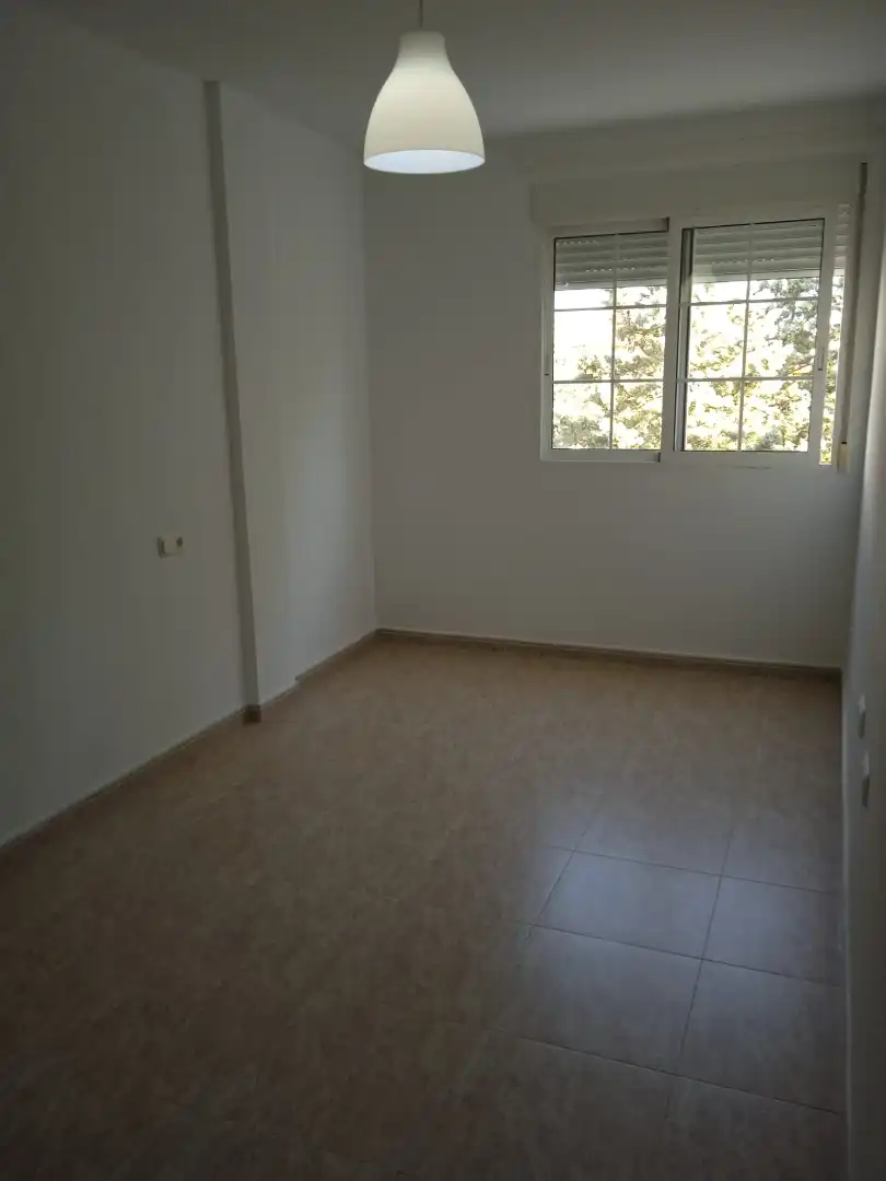 Flat for rent in Ceutí