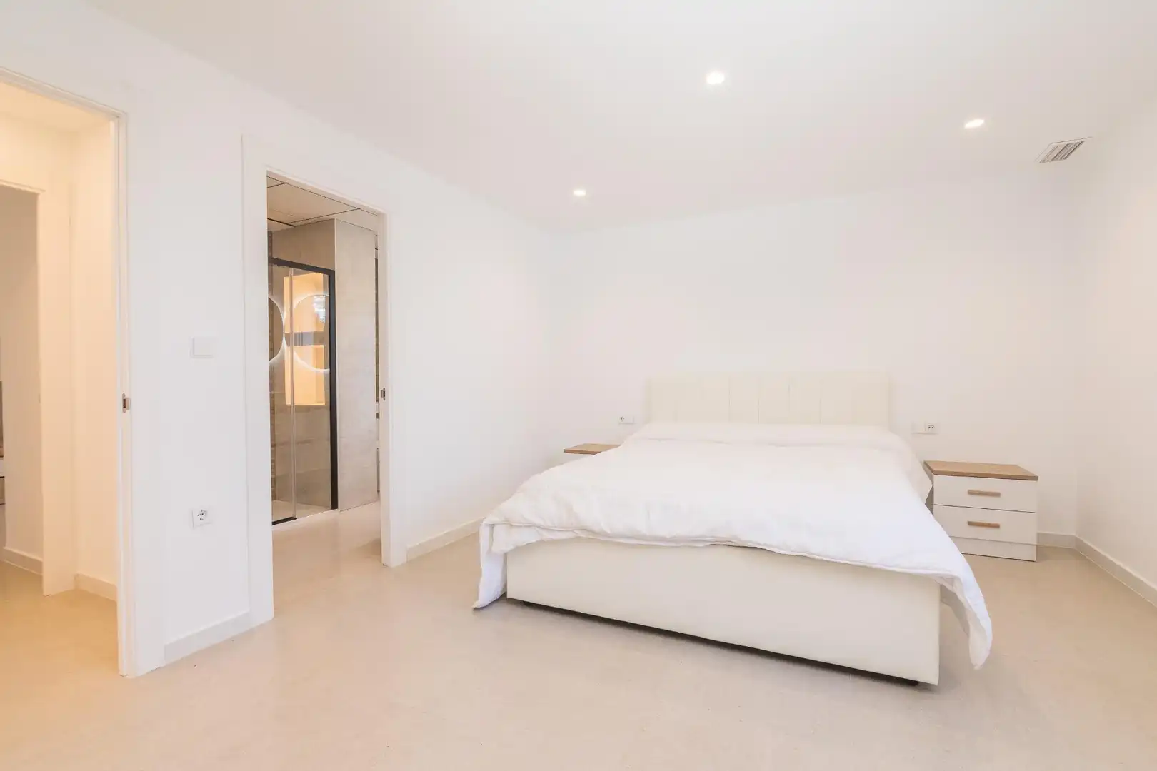 Bedroom of Houses for sale in Elche / Elx  with Air Conditioner, Private garden and Terrace