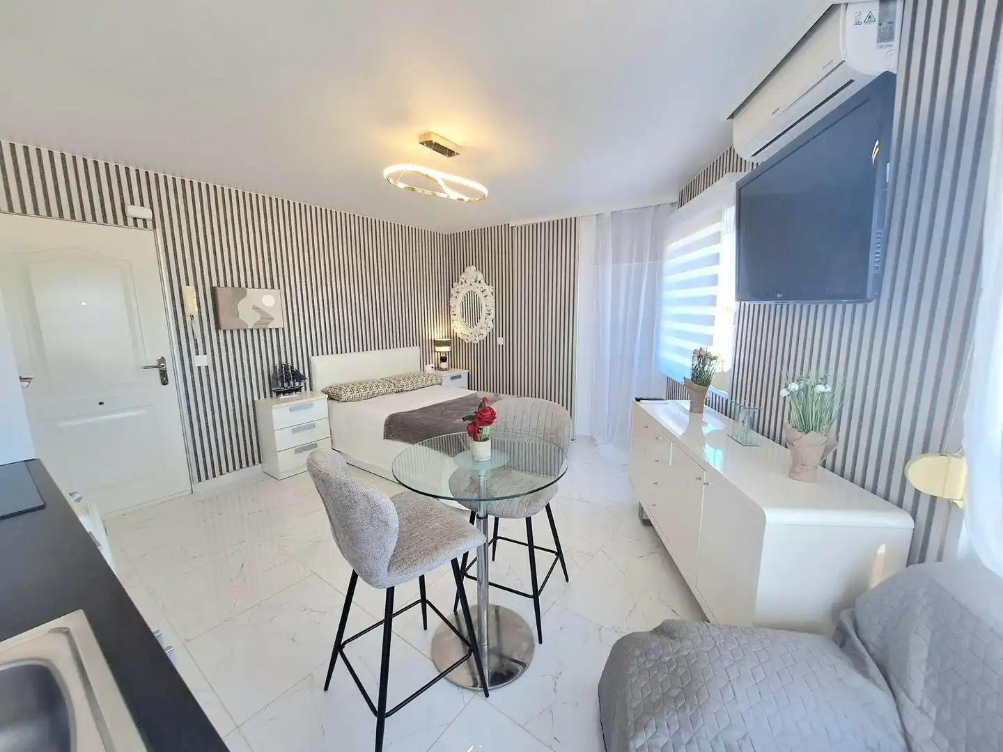 Schlafzimmer von Wohnung zum Verkauf in Torrevieja mit Klimaanlage und Möbliert