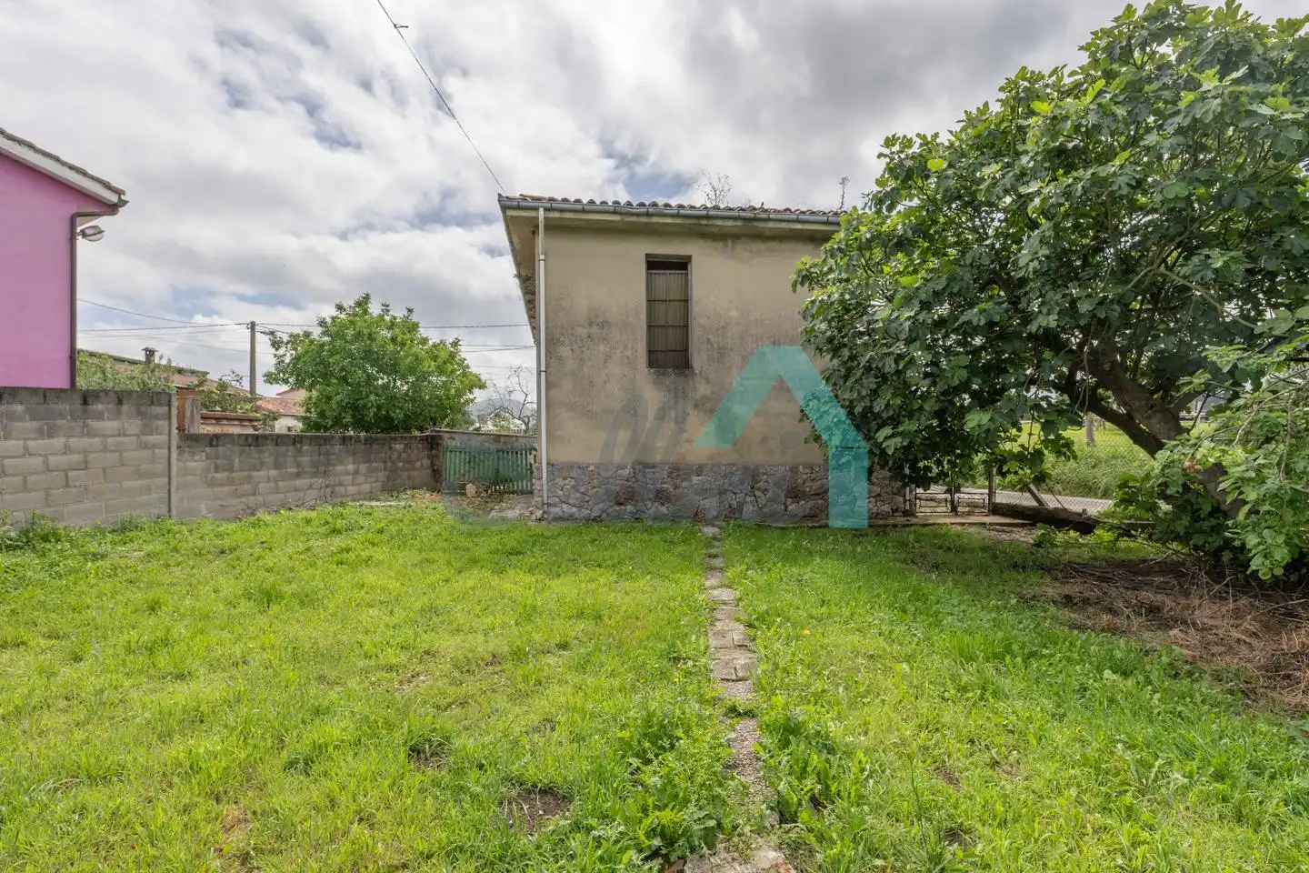 Houses for sale in Siero  with Private garden