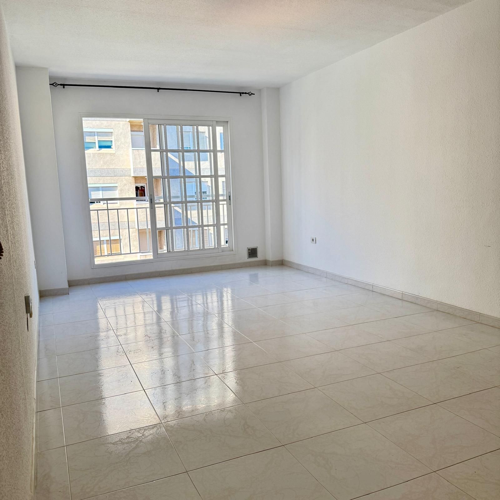Exterior view of Flat for sale in  Santa Cruz de Tenerife Capital