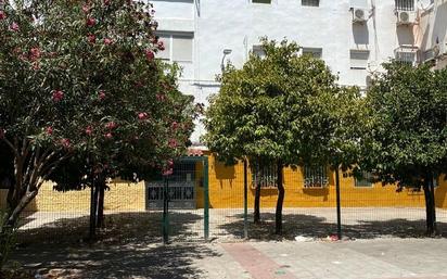 Exterior view of Flat for sale in  Sevilla Capital