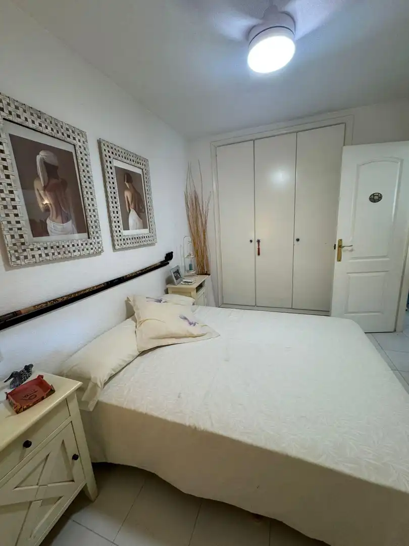 Habitación de Ático en venta en Calpe / Calp con Jardín privado, Terraza y Amueblado