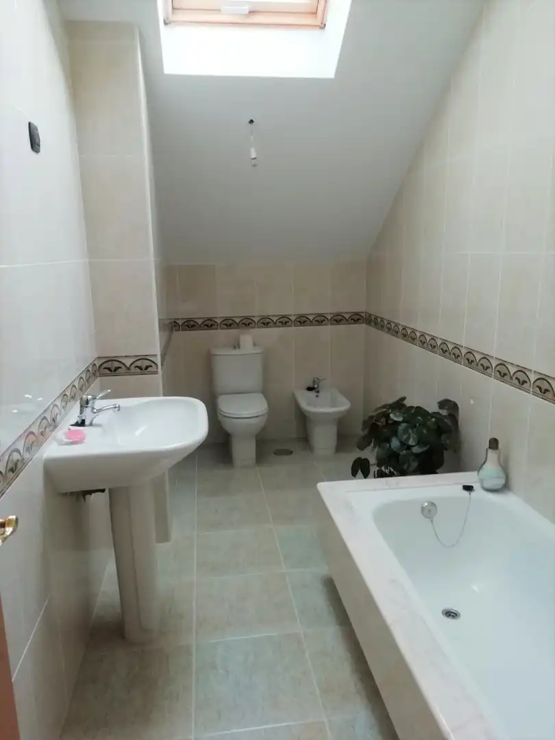 Baño de Casa o chalet en venta en Culleredo con Jardín privado, Parquet y Horno