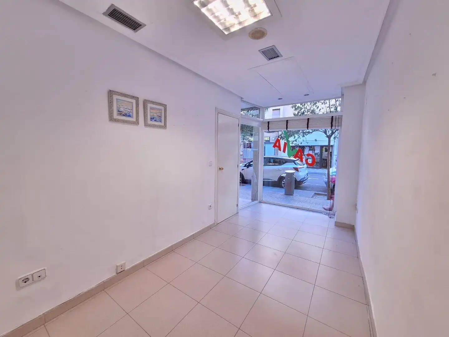 Local en venta en Zaragoza