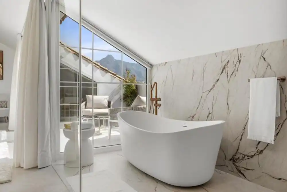 Ático con piscina en venta en Nueva Andalucía, imagen 25