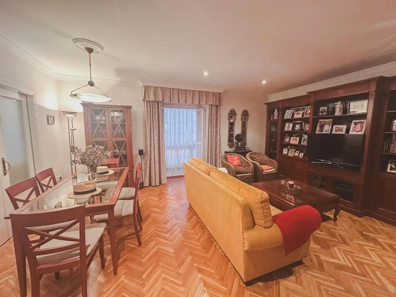 Sala d'estar de Pis en venda en Cádiz amb Aire condicionat, Calefacció i Parquet