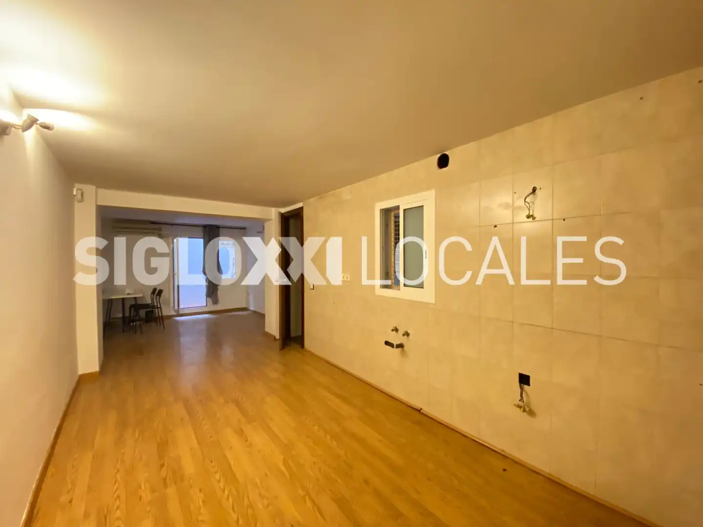 Commercial properties for sale in PASEO MARAGALL, El Congrés i els Indians