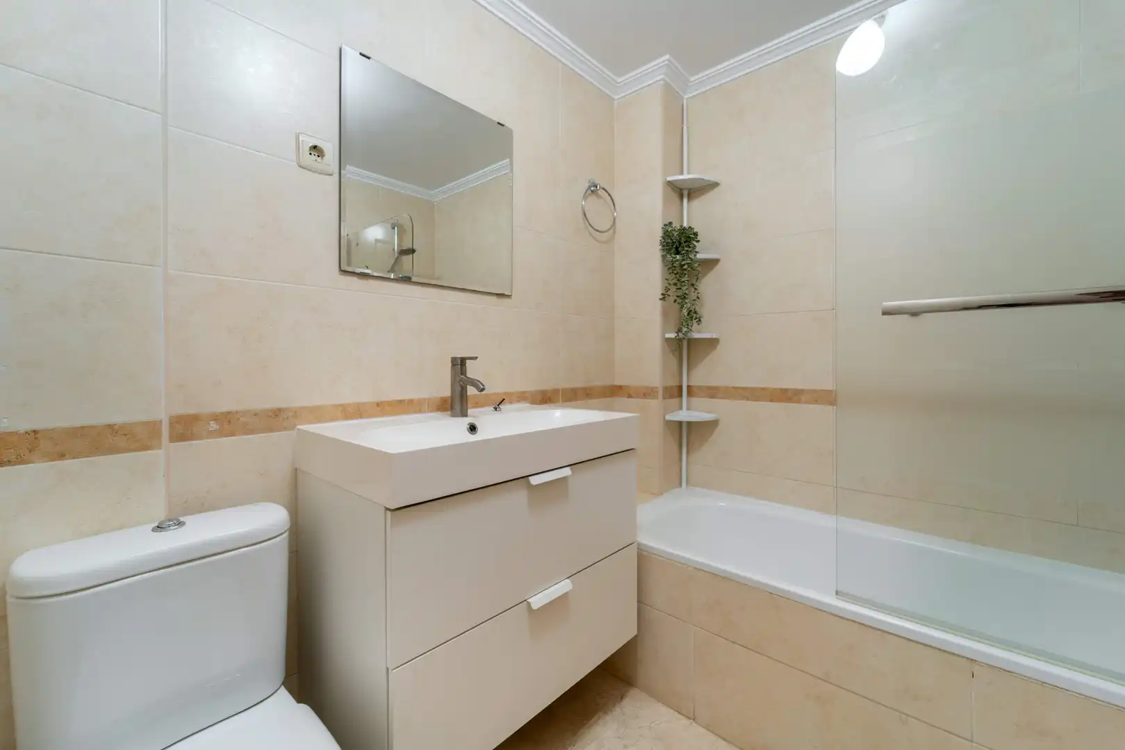 Bany de Apartament en venda en Mijas amb Aire condicionat, Calefacció i Terrassa