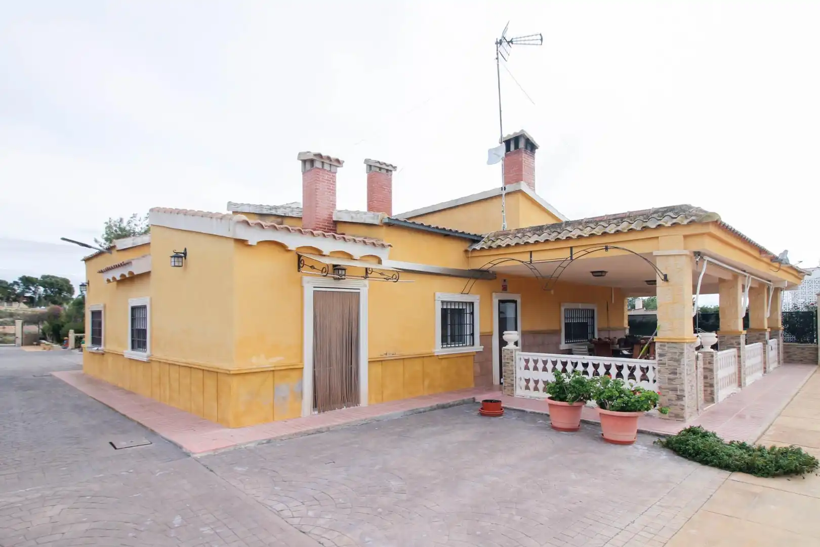 Casa amb piscina en venda a Crevillent, imagen 4