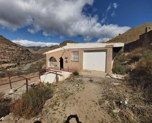 Vista exterior de Casa o xalet en venda en Gérgal amb Piscina