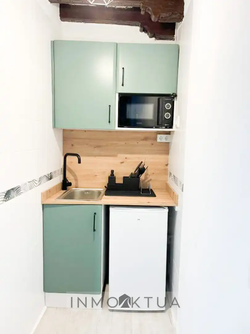 Cocina de Estudio en venta en Jerez de la Frontera con Aire acondicionado, Parquet y Amueblado