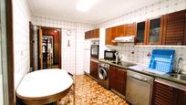 Küche von Wohnung zum verkauf in Ermua mit Balkon