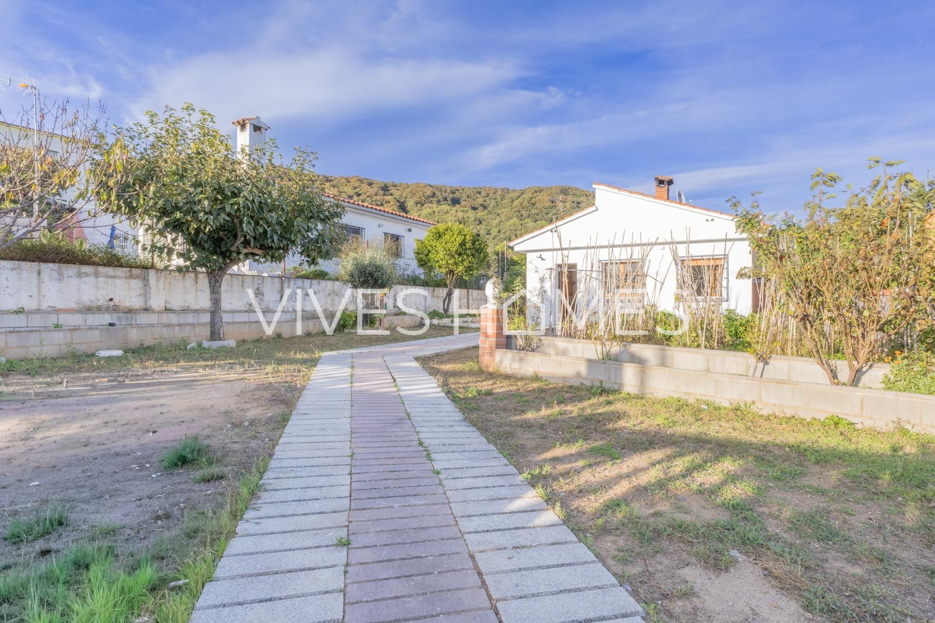 House or chalet for sale in Sant Iscle de Vallalta  with Heating, Private garden and Storage room