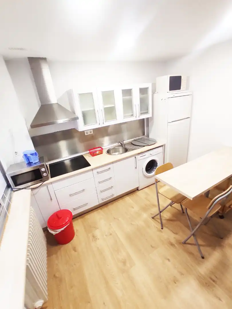 Studio avec ascenseur à louer à Calle Emperatriz Eugenia 12B, imagen 6
