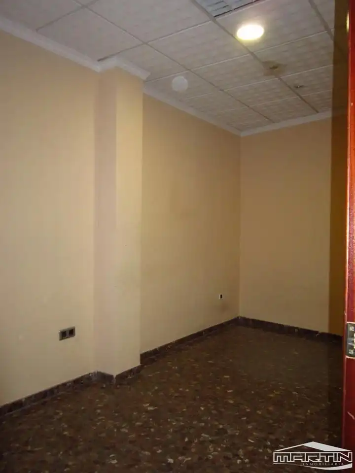 Schlafzimmer von Büro zur Miete in Lucena mit Klimaanlage