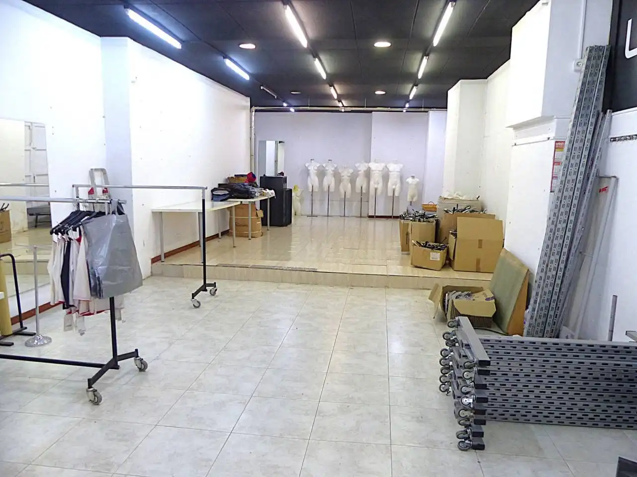 Local comercial en venda a Ripoll, imagen 4