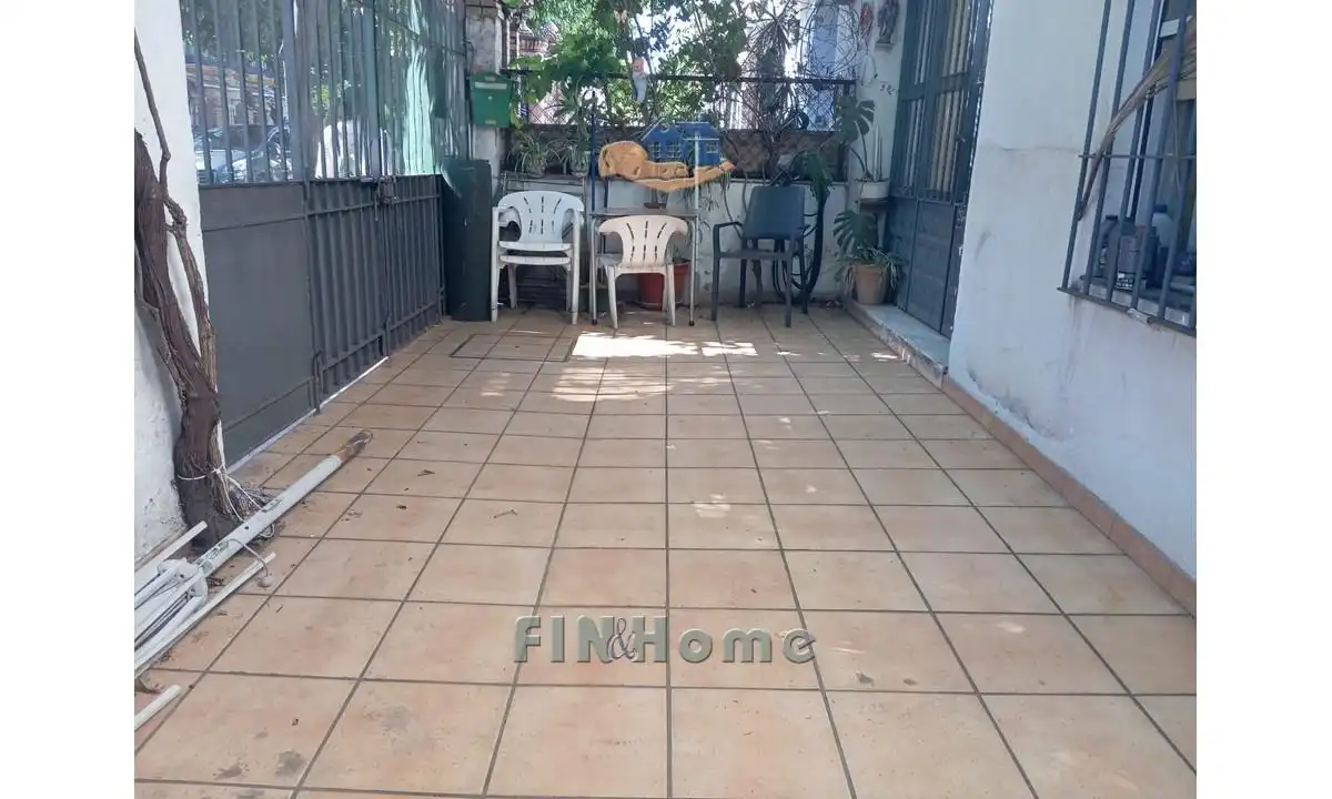 Terrasse von Garage zur Miete in Sevilla