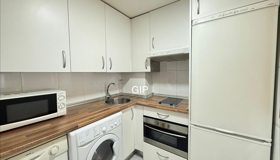 Apartamento de alquiler en Calle de Samaniego, 12, Rejas - Imagen 2