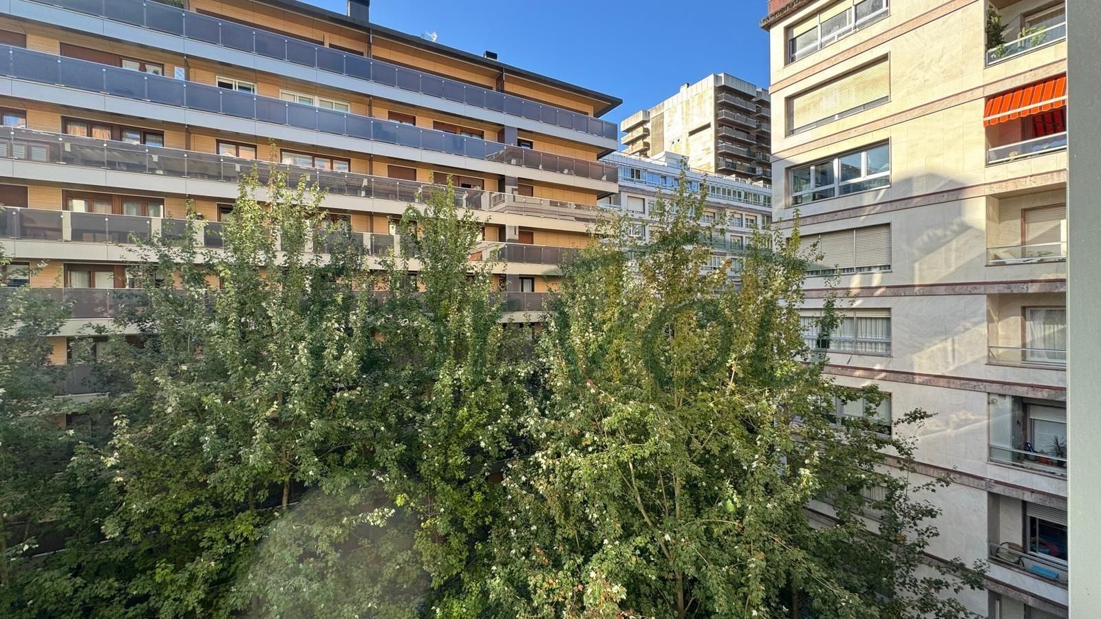 Exterior view of Flat for sale in Donostia - San Sebastián   with Heating, Parquet flooring and Terrace