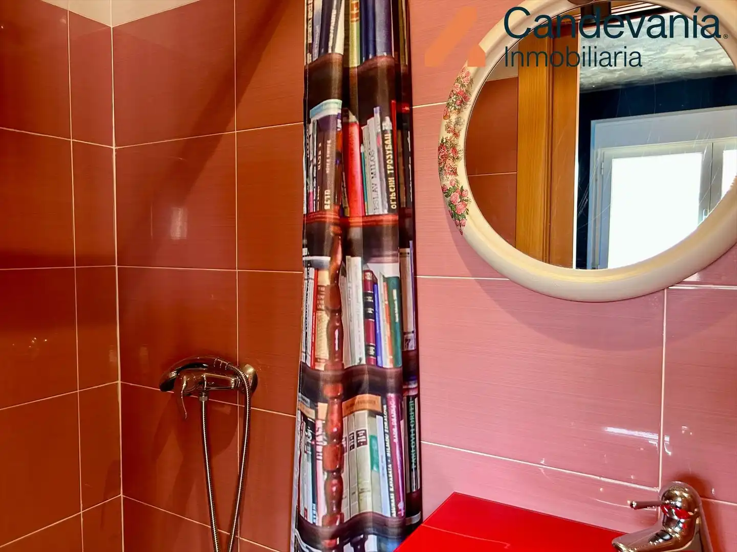Baño de Casa adosada en venta en Zuera con Calefacción, Jardín privado y Parquet