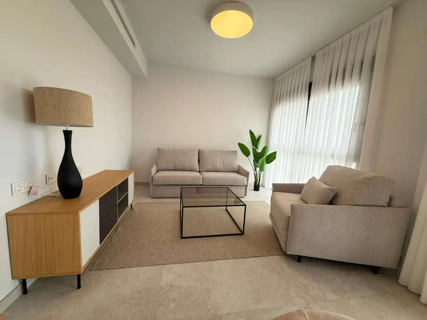 Sala d'estar de Casa o xalet en venda en Alicante / Alacant amb Aire condicionat, Traster i Piscina