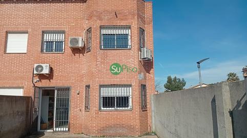 Foto 2 von Einfamilien-Reihenhaus zum Verkauf in Calle del Cerro, 1, Chozas de Canales, Toledo