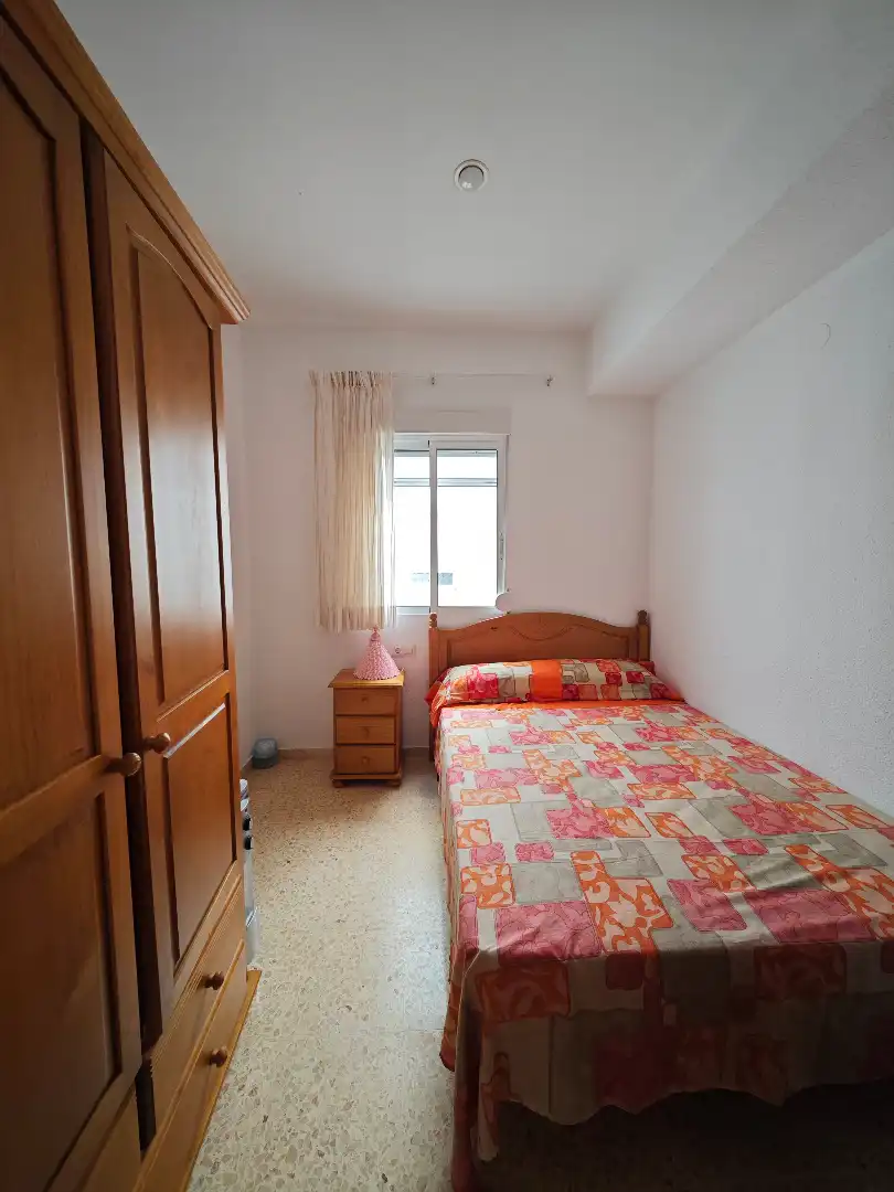Schlafzimmer von Wohnung zur Miete in Sueca mit Heizung, Möbliert und Waschmaschine