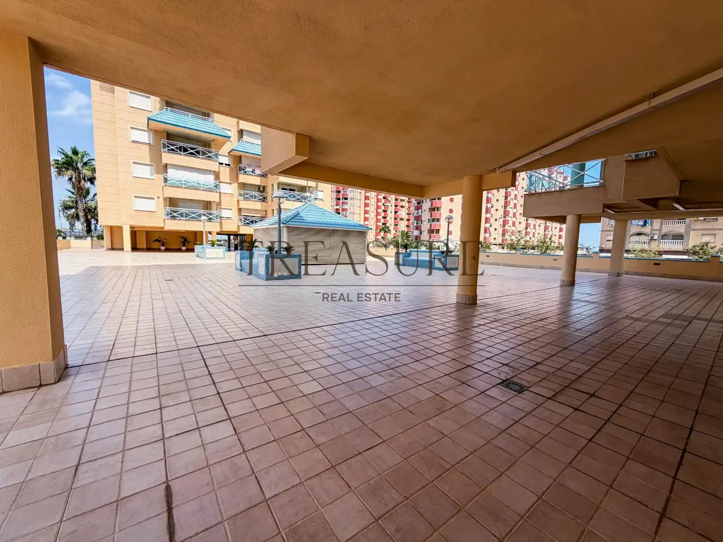 Apartamento con piscina en venta en Calle POLIGONO G - MANGA, imagen 24
