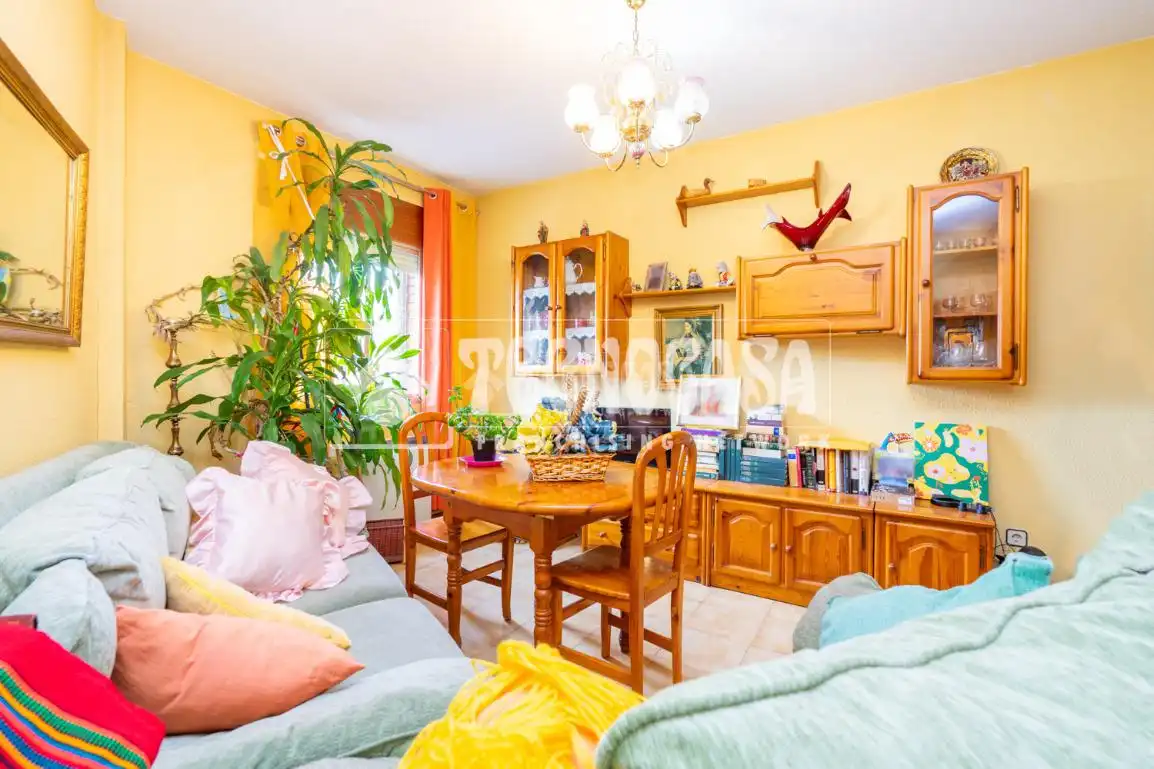 Sala de estar de Piso en venta en Colmenar Viejo con Calefacción y Balcón