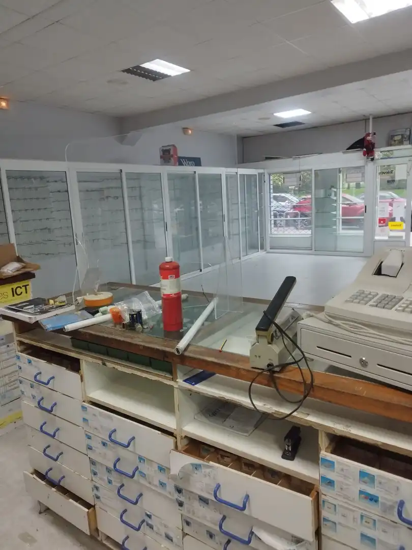 Local comercial en venta en Porta Nova, imagen 3