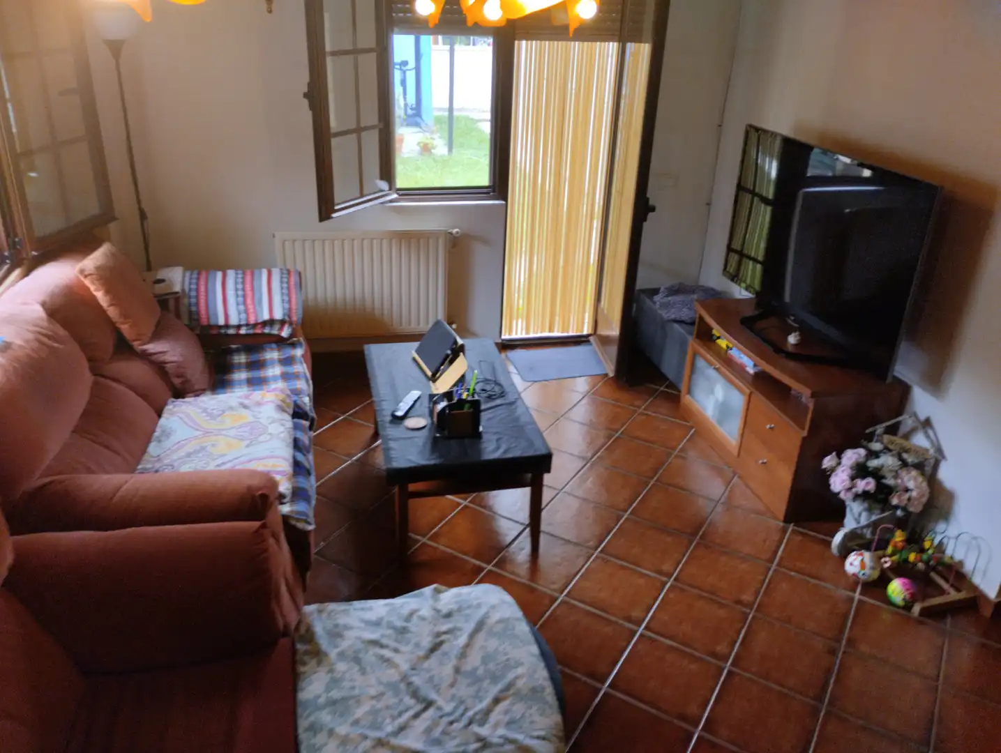 Sala de estar de Casa o chalet en venta en Hazas de Cesto con Calefacción, Jardín privado y Terraza