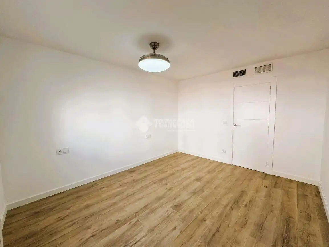 Habitación de Piso en venta en Zaragoza