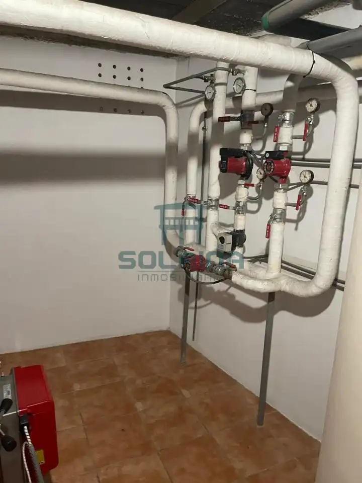 Flat with lift for sale in San Cibrao das Viñas, imagen 23